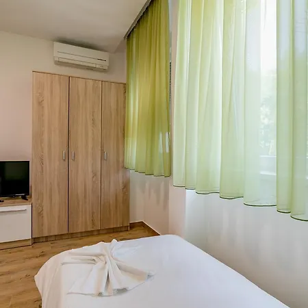 Apartmani Luka Meljine Exterior photo