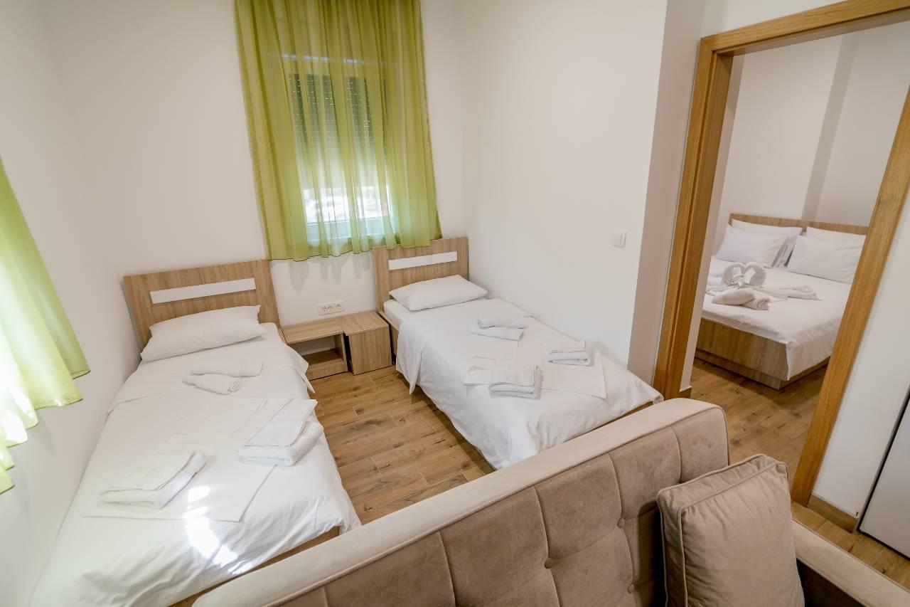 Luka Apartment *